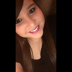 Meet your Posher, Ashleigh